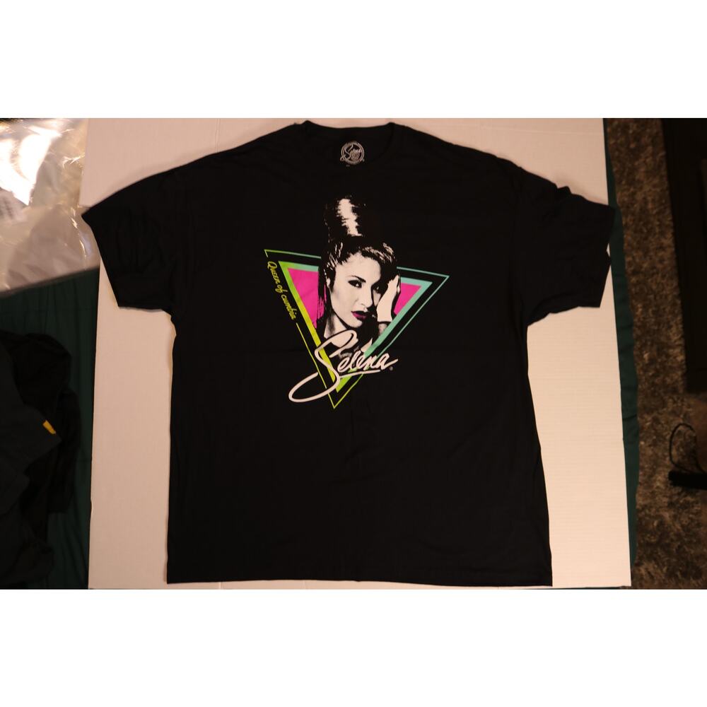 Selena t-shirt